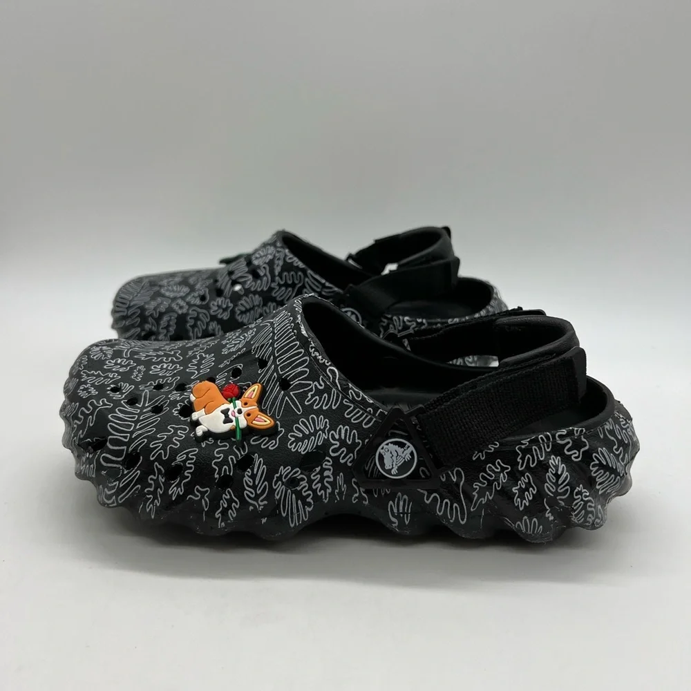 CROCS Kids Black and White Leaf Patterned Water Shoes Size 3